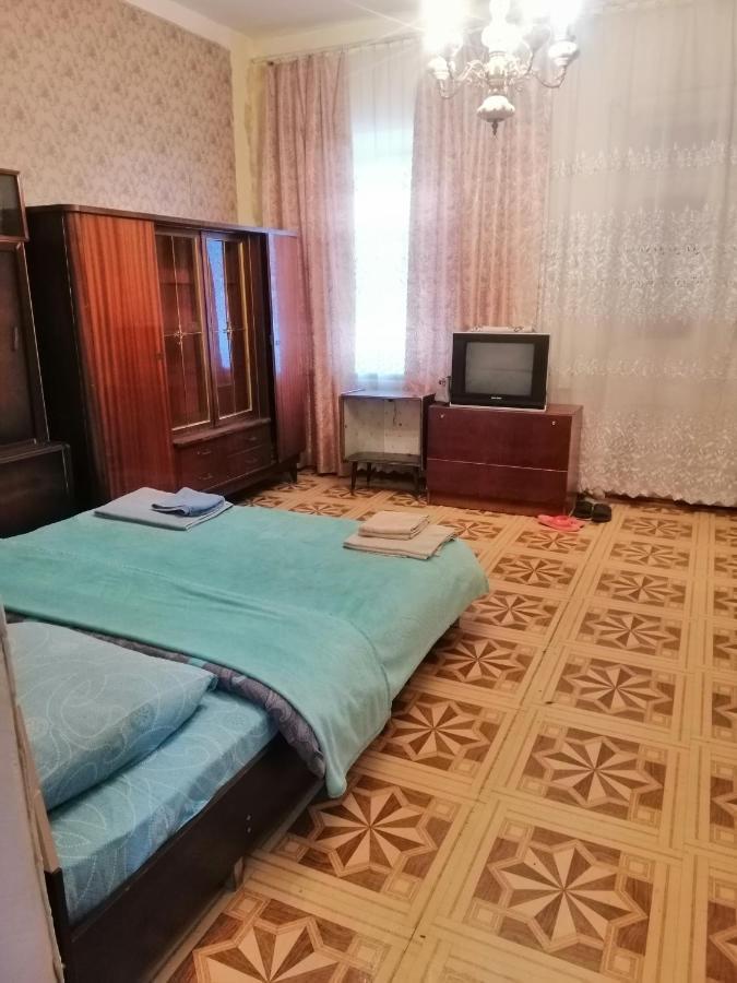 Apartament Рядом С Автовокзалом Odessa Zewnętrze zdjęcie